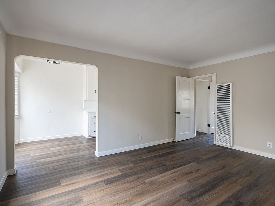 1st image of 54 N Brent St #54