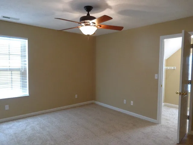 2276 Pewter Dr — Photo 17