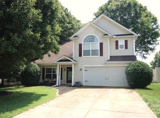 7830 Shiny Meadow Ln, Charlotte, NC 28215