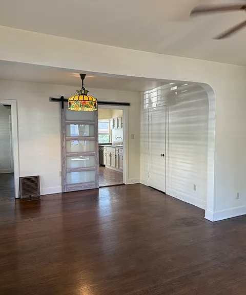 1346 Barrington Way #1346 — Photo 5