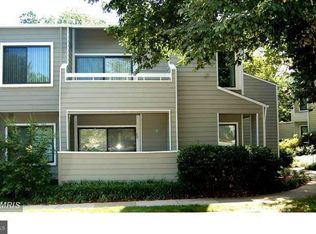 1912 Villaridge Dr #B, Reston, VA 20191