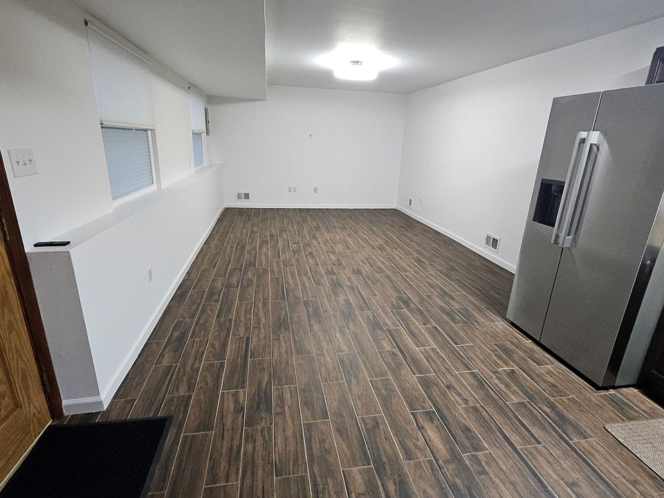1st image of 103 Erika Loop Floor 1