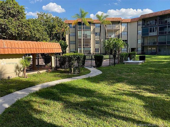 2nd image of 6001 N Falls Circle Dr APT 313