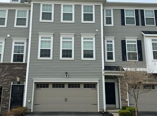 243 Eagle Dr, Cranberry Township, PA 16066