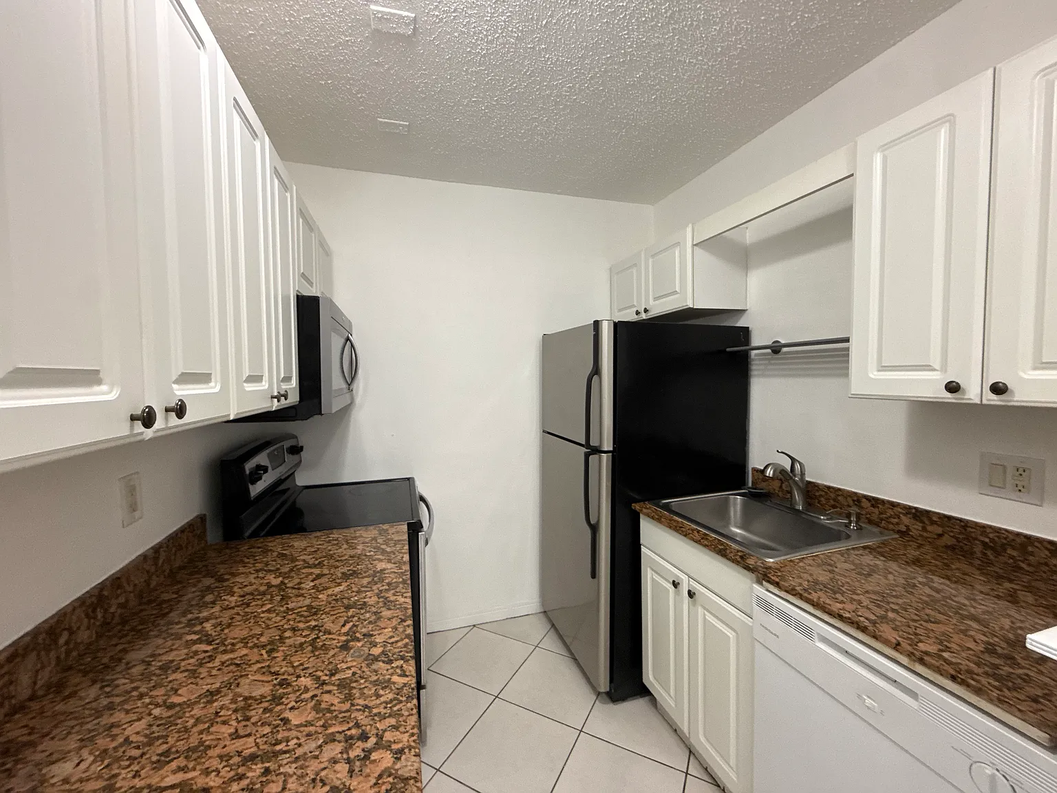 1 bed, 600 sqft, $1,650 — Photo 4
