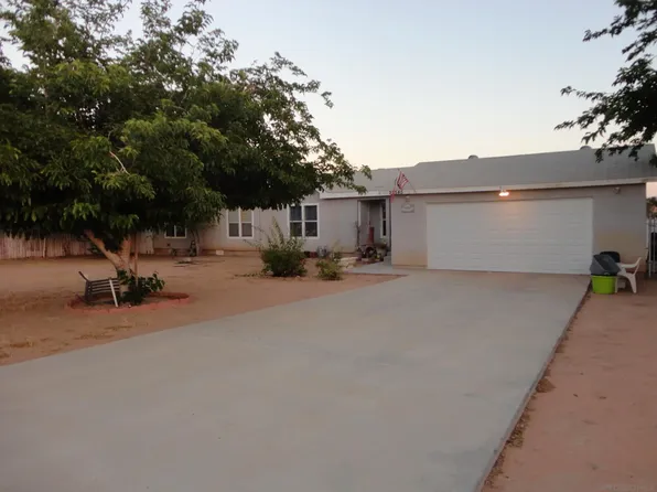 22545 El Centro Rd, Apple Valley, CA 92307