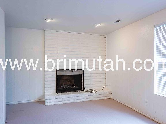 3rd image of 4454 S Albright Dr