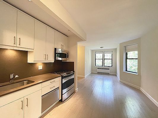 1st image of 108 W 15th St APT 5L