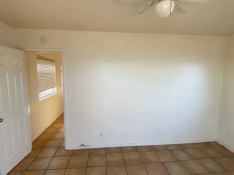6741 Del Playa Dr — Photo 26