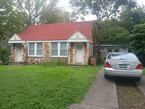 Floor plan 818 1/2 East 30th Street