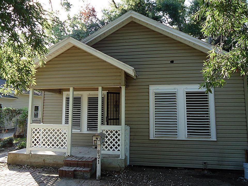 1st image of 831 Holly St