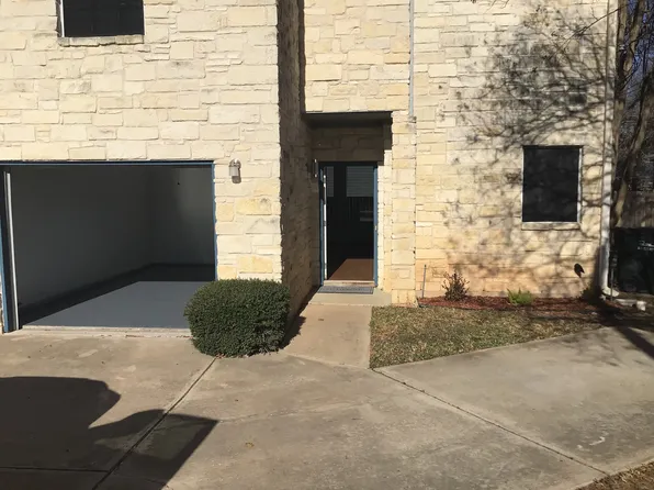 2913 Whisper Oaks Ln #B, Georgetown, TX 78628