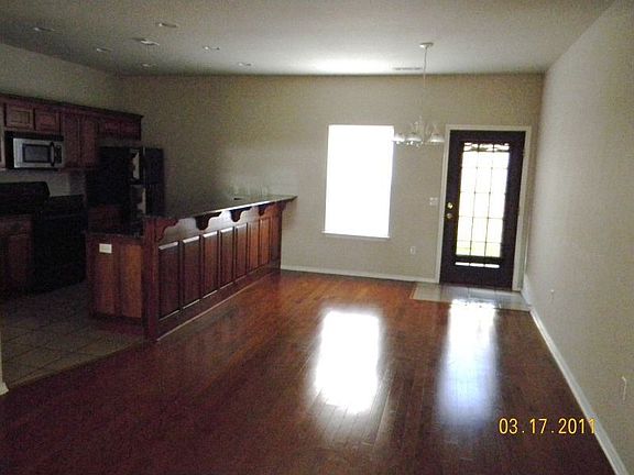 Interior dining and kitchen