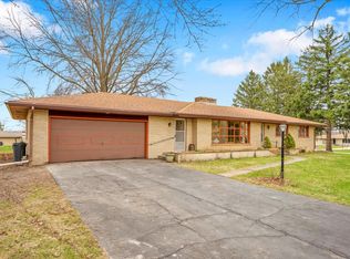 7662 Lucky Ln, Rockford, IL 61108