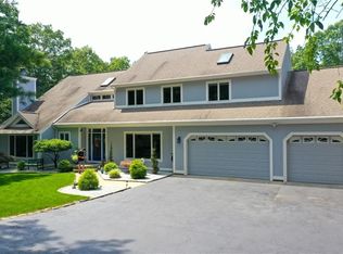 54 Ridge Dr, Exeter, RI 02822