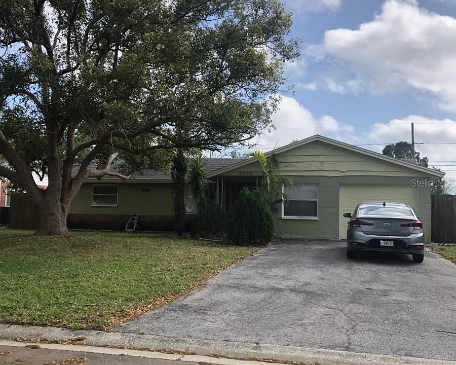 1st image of 8536R 78th Ave