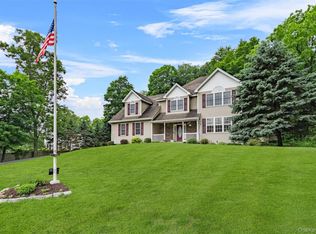 2 Southeast Ct, Wallkill, NY 12589