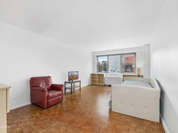 15 Charles Street image 1 of 5