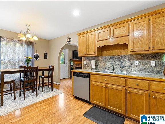4th image of 109 Racheal Ln