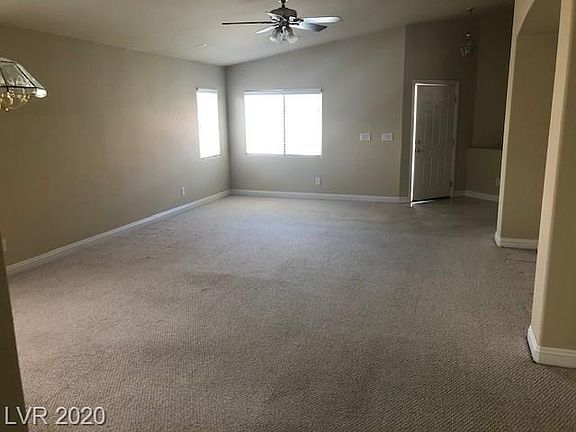 4th image of 6075 Camden Cove St