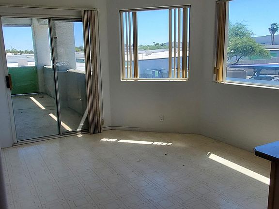 4th image of 7525 W Sahara Ave #1