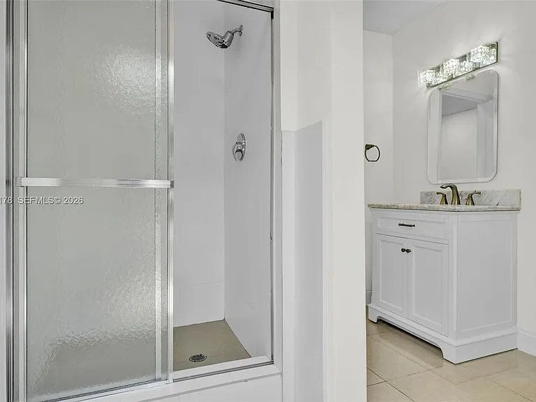 16453 NE 33rd Ave — Photo 21