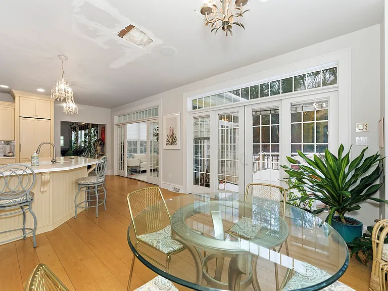 4000 Windsor Dr — Photo 40