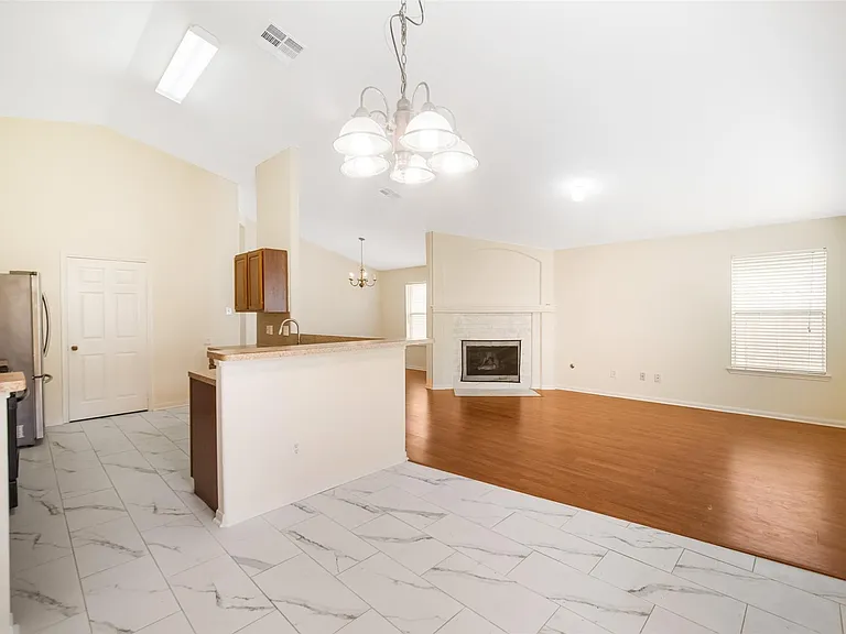 315 Brushy Glen Dr — Photo 29