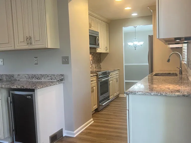 6531 Palisades Dr — Photo 7
