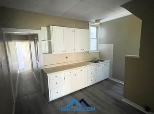 929 N Centre St #2, Pottsville, PA 17901