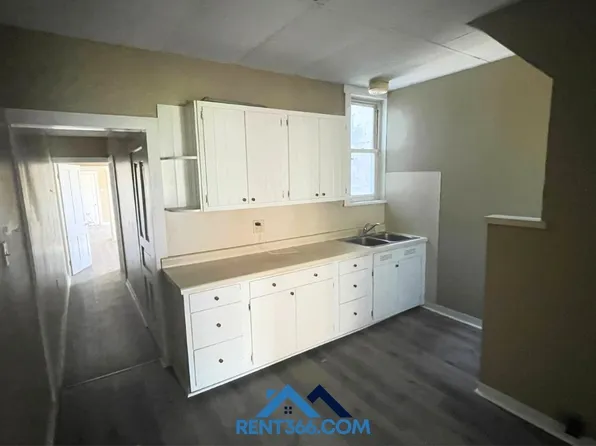 929 N Centre St #2, Pottsville, PA 17901