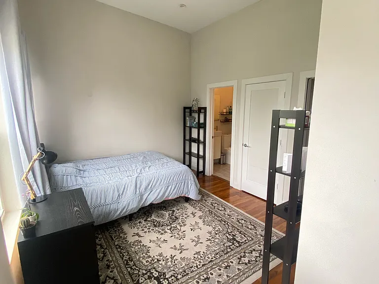 143 Quincy Pl NE #2 — Photo 9