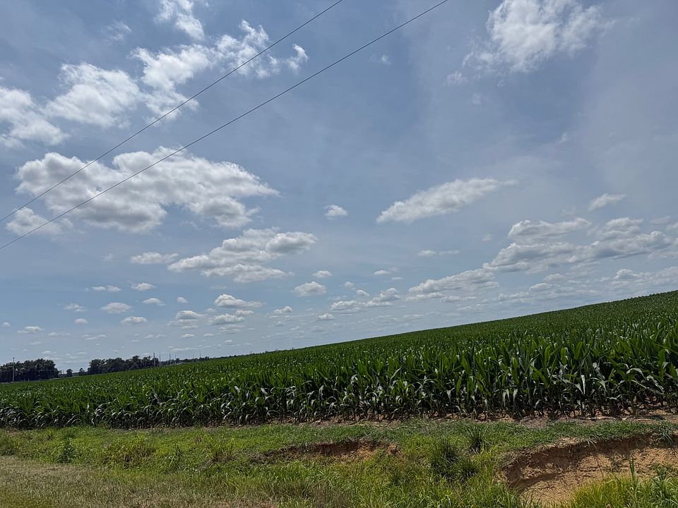 1st image of 2025 County Road 1050 E
