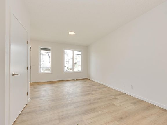 4th image of 313 173rd Ave NW