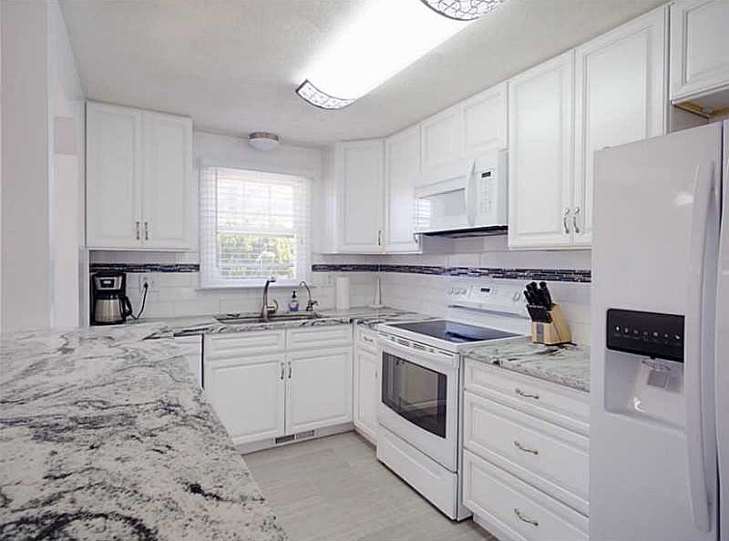 1st image of 24 Auburn Ave