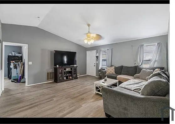 9917 Lake Dr — Photo 9