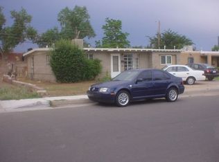 1010 Tomasita St NE, Albuquerque, NM 87112
