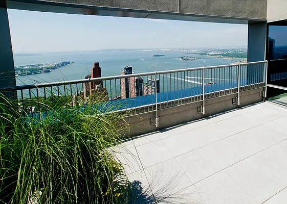 Rented by Synergy NYC | media 29