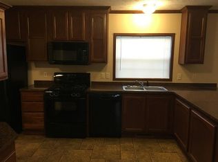 1241 Raintree Blvd, Monroe, MI 48161