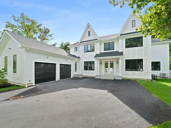 42 Bow Rd, Newton Center, MA 02459