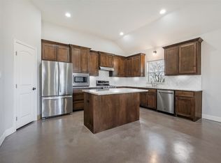 1021 N Maple St, Muenster, TX 76252