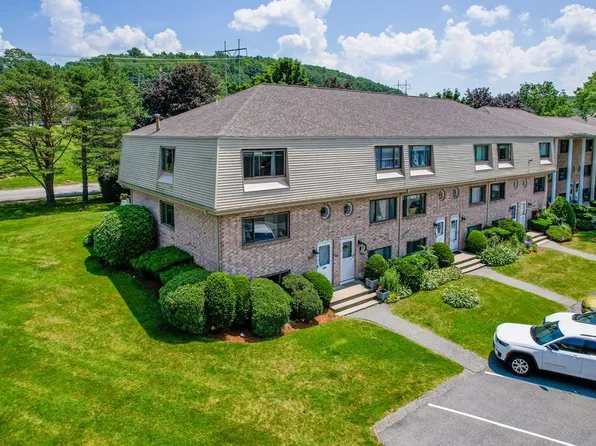 226 Farrwood Dr #226, Haverhill, MA 01835