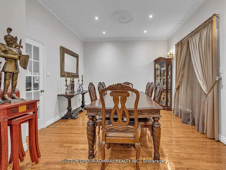 116 Goulding Ave — Photo 15
