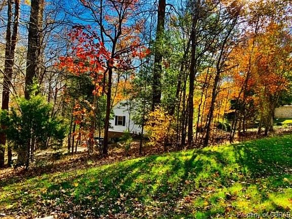4th image of 7077 Tracey Ct