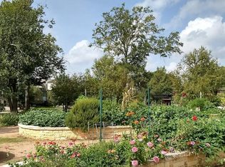 1602 Bonnie Brae St #4, Houston, TX 77006