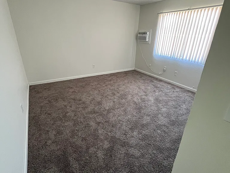 8940 Mango Ave #3 — Photo 7