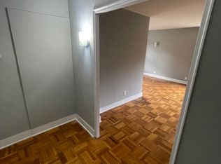 69-10 188th St #2B, Fresh Meadows, NY 11365