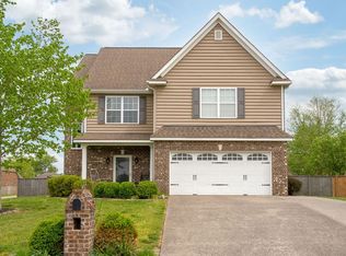 215 Skirving Ter, Gallatin, TN 37066