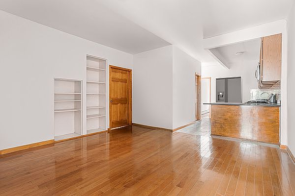 1st image of 288 Linden St #2