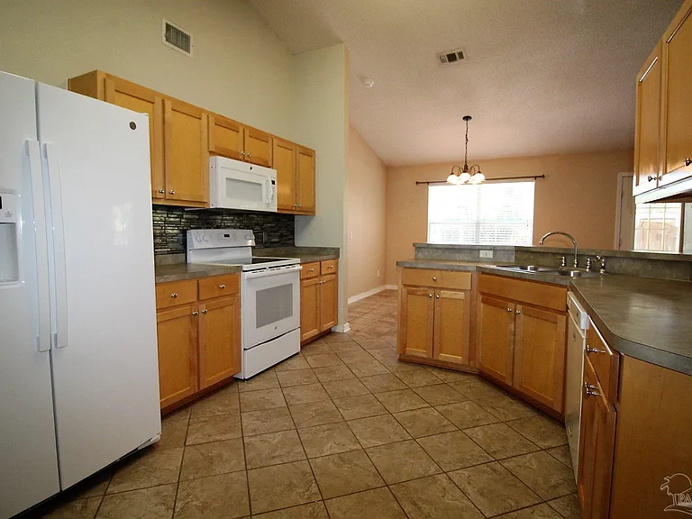 10319 Wailuku Dr — Photo 8
